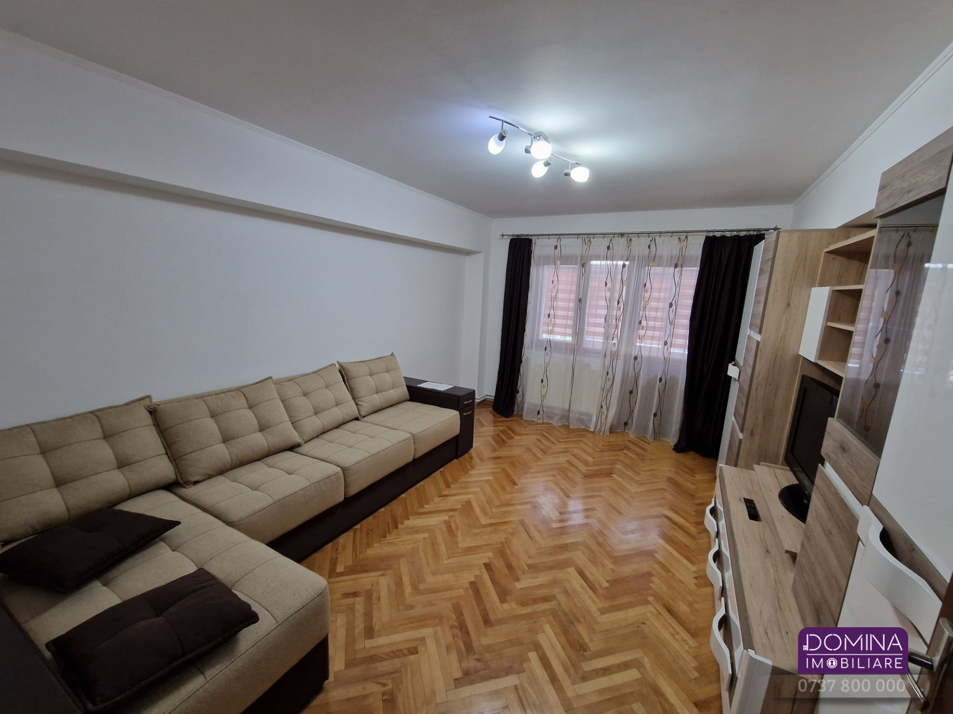 Vânzare apartament 2 camere  * zonă centrală * vis-a-vis de Tribunal* strada Traian